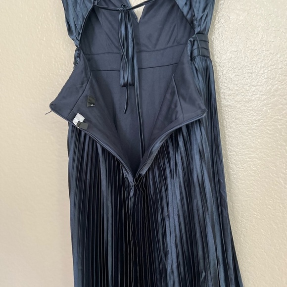 NWOT Exceptional Drama Navy Blue Satin Lace-Up Pleated Maxi Dress - Picture 8 of 11